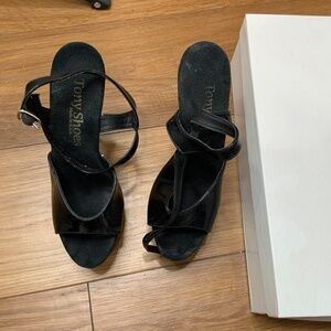 Tony Shoes Black Heels